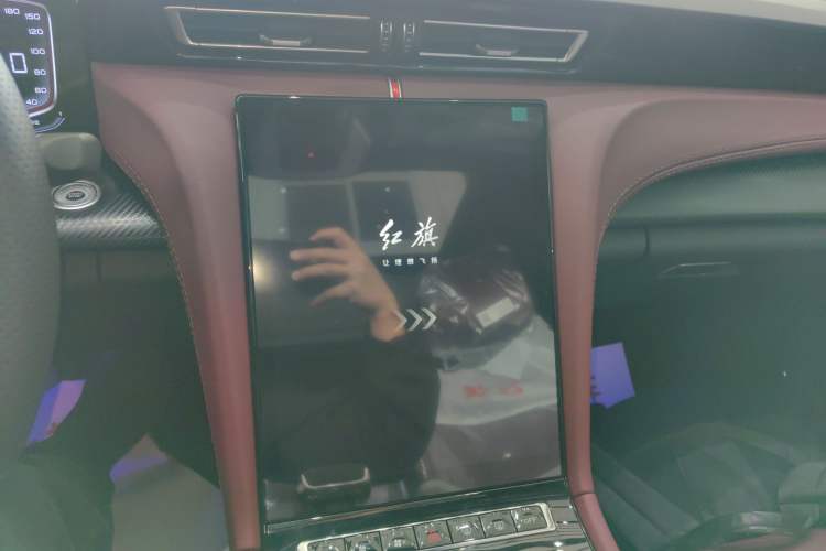 Used Hongqi H5 2025 1.5T DCT Xuan Ying Edition Audio And AC Panel