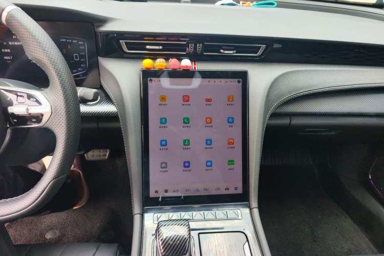 Used Hongqi H5 2025 1.5T DCT Xuan Ying Edition Audio And AC Panel