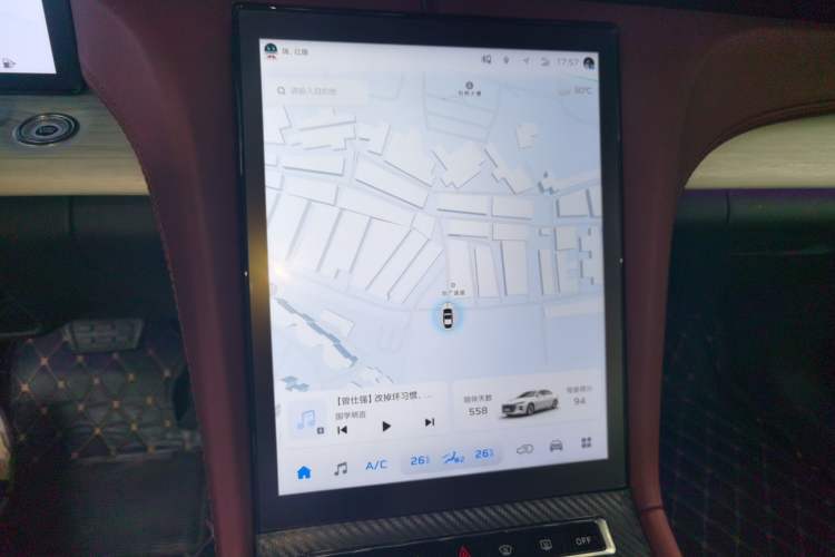 Used Hongqi H5 2025 2.0T Automatic Flag Edition – 500 000 Units Commemorative Version Audio And AC Panel