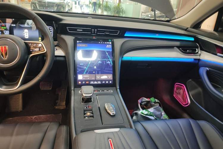 Used Hongqi H5 2025 1.5T DCT Qiyun 500 000th Unit Commemorative Edition Audio And AC Panel