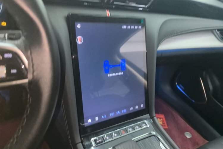 Used Hongqi H5 2025 2.0T Automatic Flag Edition – 500 000 Units Commemorative Version Audio And AC Panel