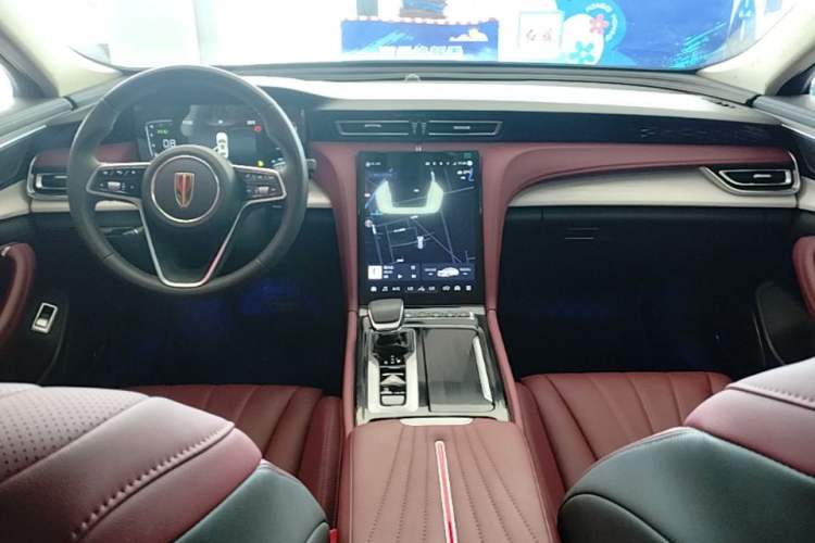 Used Hongqi H5 2025 1.5T DCT Qiyun 500 000th Unit Commemorative Edition Center Console