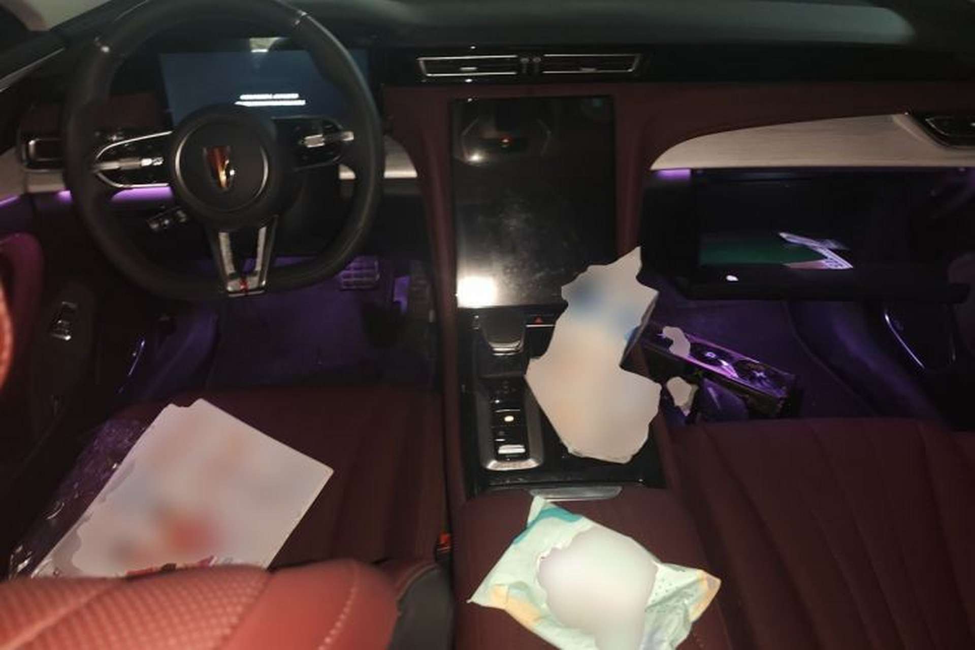 Used Hongqi H5 2025 2.0T Automatic Xuan Ying Edition Center Console