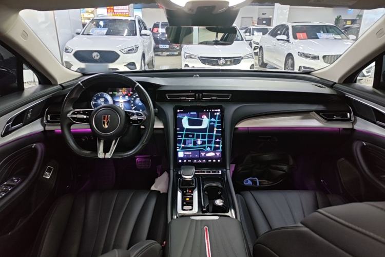 Used Hongqi H5 2025 2.0T Automatic Xuan Ying Edition Center Console