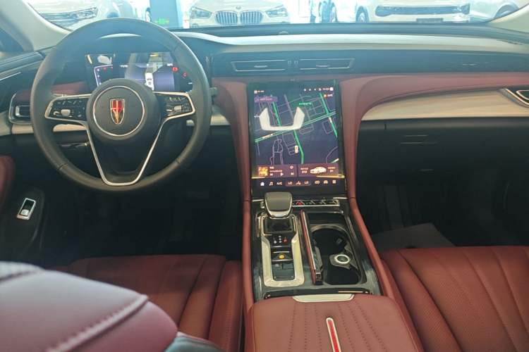Used Hongqi H5 2025 1.5T DCT Qiyun 500 000th Unit Commemorative Edition Center Console