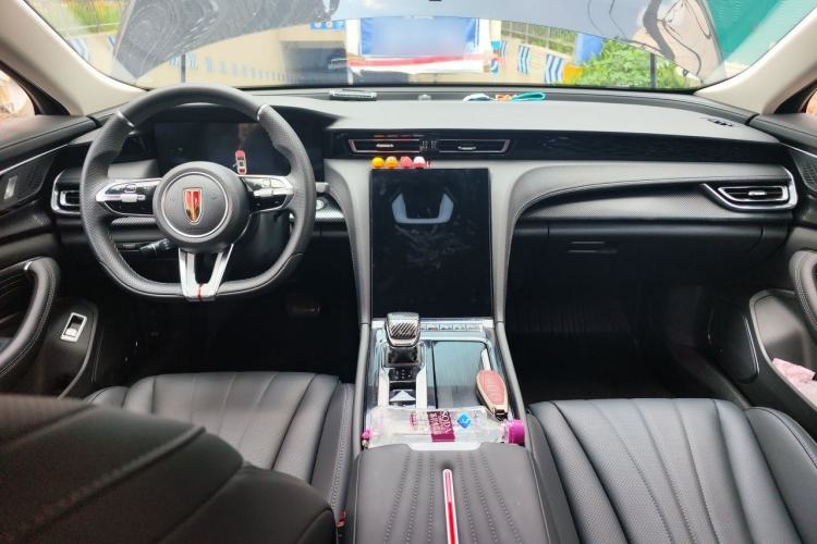 Used Hongqi H5 2025 1.5T DCT Xuan Ying Edition Center Console