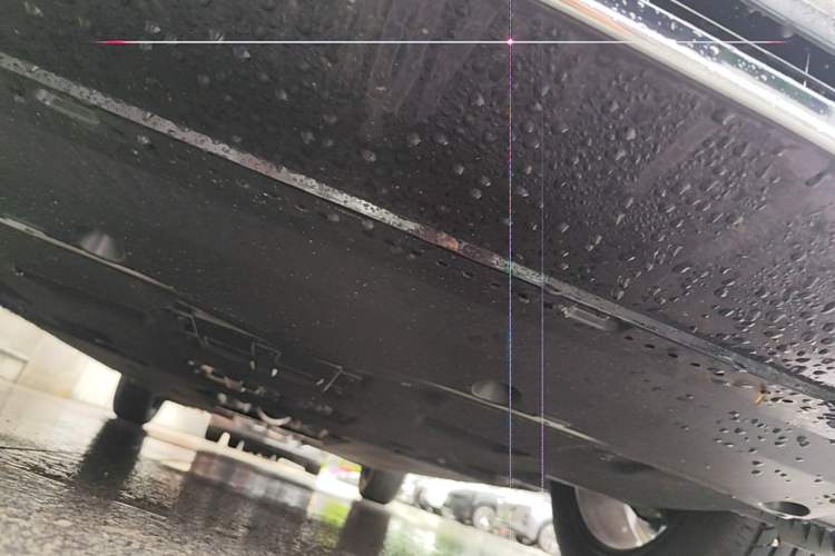 Used Hongqi H5 2025 2.0T Automatic Flag Edition – 500 000 Units Commemorative Version Chassis Front