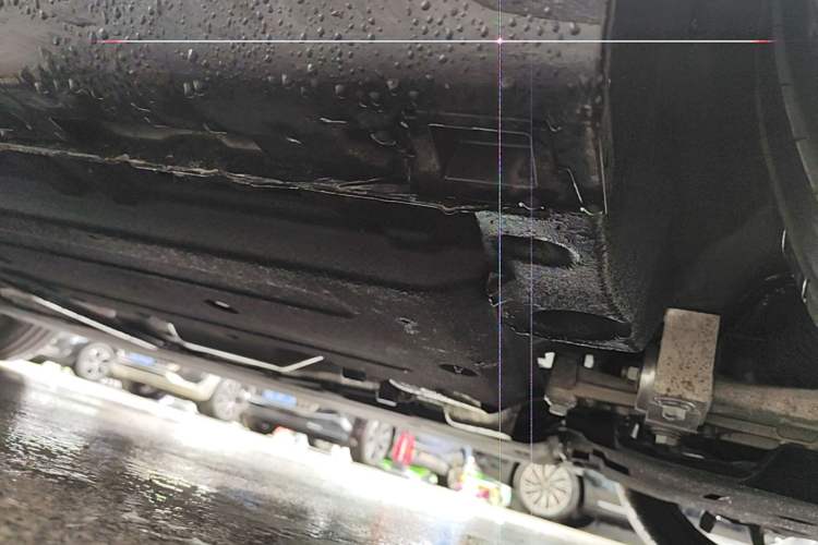 Used Hongqi H5 2025 2.0T Automatic Xuan Ying Edition Chassis Front Right