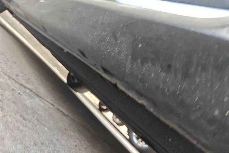 Used Hongqi H5 2025 1.5T DCT Qiyun 500 000th Unit Commemorative Edition Chassis Front Right
