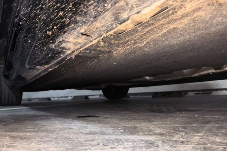 Used Hongqi H5 2025 1.5T DCT Xuan Ying Edition Chassis Front Right