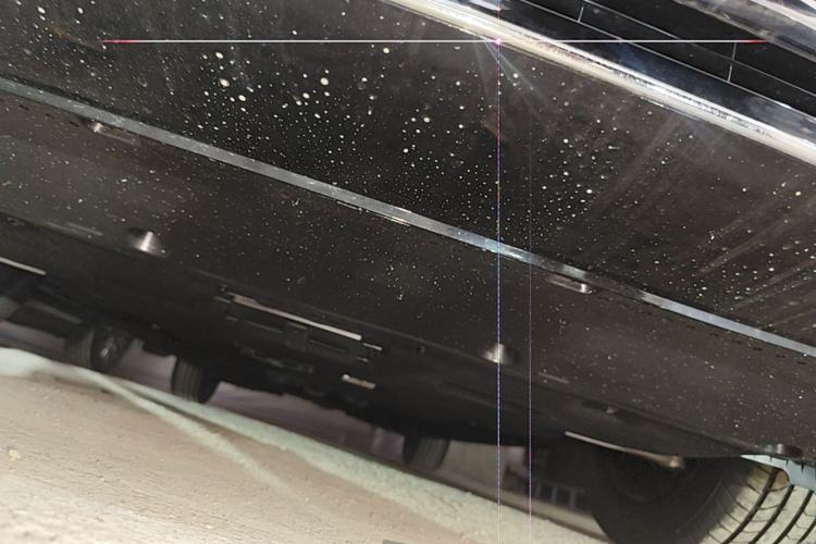 Used Hongqi H5 2025 2.0T Automatic Flag Edition – 500 000 Units Commemorative Version Chassis Front