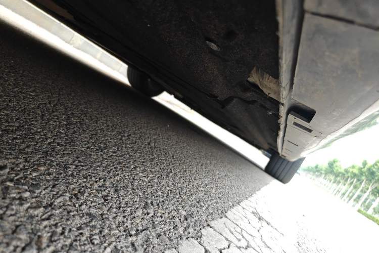Used Hongqi H5 2025 1.5T DCT Qiyun 500 000th Unit Commemorative Edition Chassis Rear Right