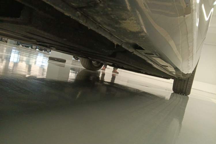 Used Hongqi H5 2025 2.0T Automatic Flag Edition – 500 000 Units Commemorative Version Chassis Rear Right