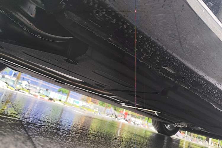 Used Hongqi H5 2025 2.0T Automatic Flag Edition – 500 000 Units Commemorative Version Chassis Rear Right