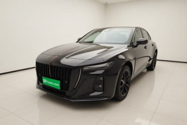 Used Hongqi H5 2025 Model 2.0T Automatic Xuan Ying 2 Million Units Commemorative Edition