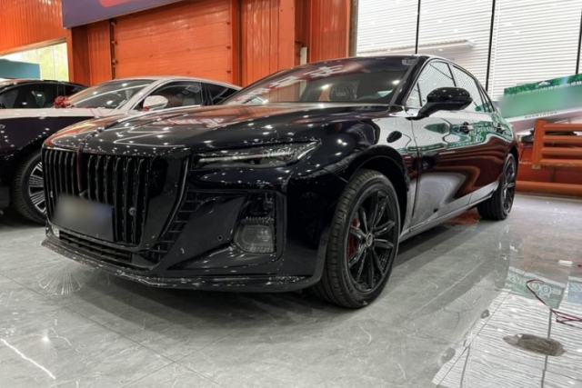 Used Hongqi H5 2025 Model 2.0T Automatic Xuan Ying 2 Million Units Commemorative Edition