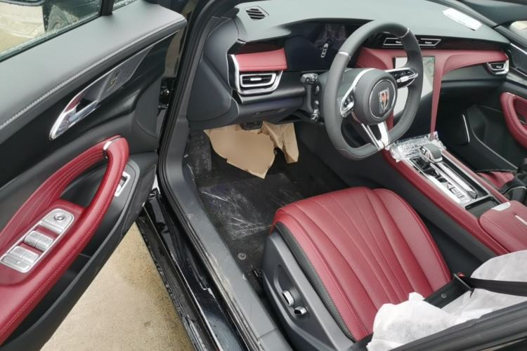 Used Hongqi H5 2025 2.0T Automatic Xuan Ying Edition Driver Seat