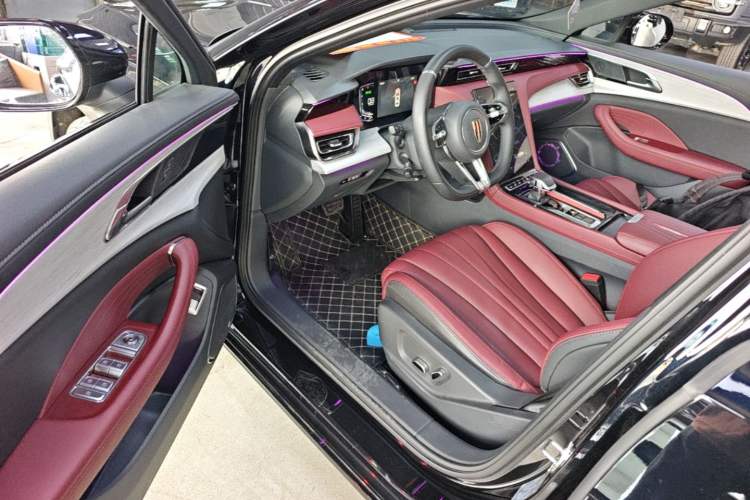 Used Hongqi H5 2025 1.5T DCT Xuan Ying Edition Driver Seat