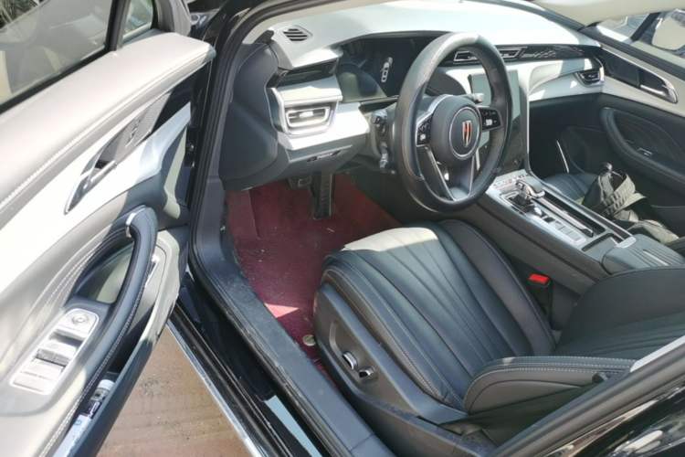Used Hongqi H5 2025 1.5T DCT Qiyun 500 000th Unit Commemorative Edition Driver Seat