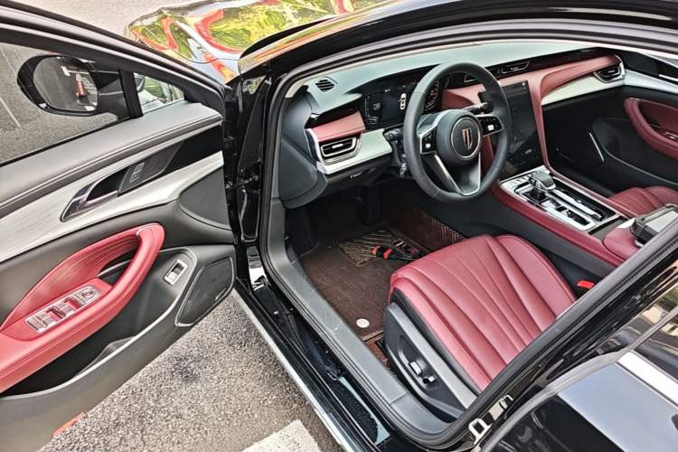 Used Hongqi H5 2025 1.5T DCT Qiyun 500 000th Unit Commemorative Edition Driver Seat
