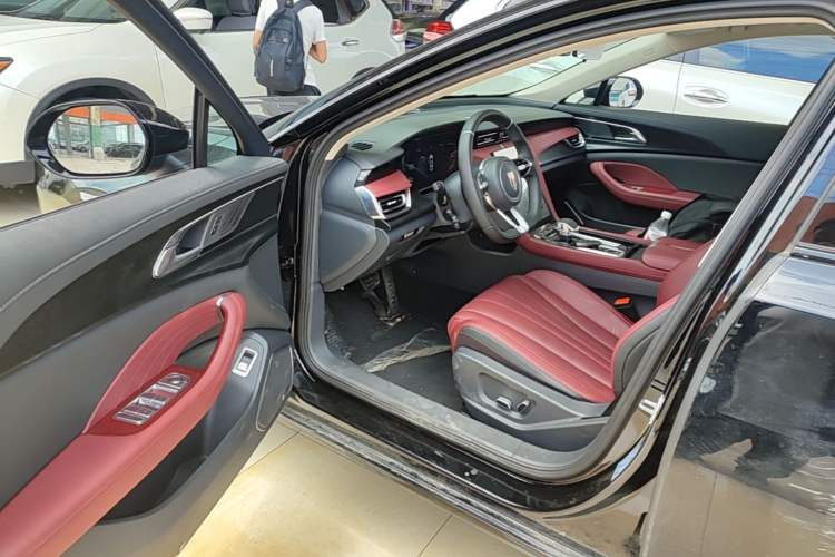 Used Hongqi H5 2025 Model 1.5T DCT Xuan Ying 2 Million Units Commemorative Edition Driver Seat