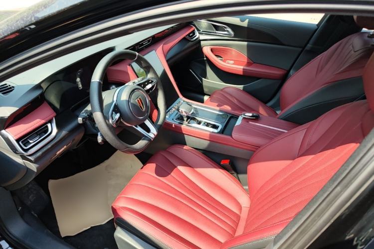 Used Hongqi H5 2025 1.5T DCT Xuan Ying Edition Driver Seat