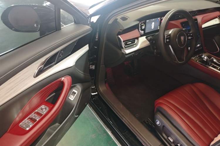 Used Hongqi H5 2025 1.5T DCT Qiyun 500 000th Unit Commemorative Edition Driver Seat