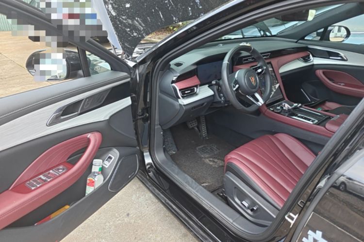 Used Hongqi H5 2025 2.0T Automatic Xuan Ying Edition Driver Seat