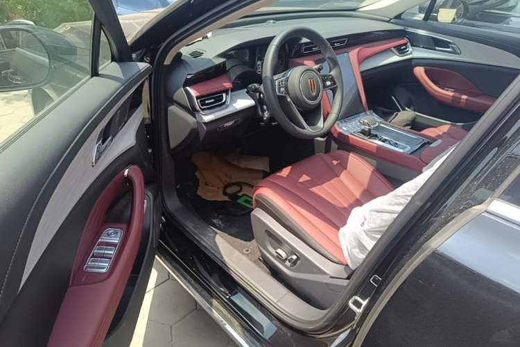 Used Hongqi H5 2025 1.5T DCT Qiyun 500 000th Unit Commemorative Edition Driver Seat