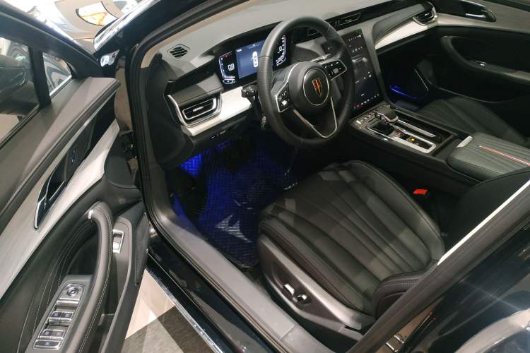 Used Hongqi H5 2025 1.5T DCT Qiyun 500 000th Unit Commemorative Edition Driver Seat