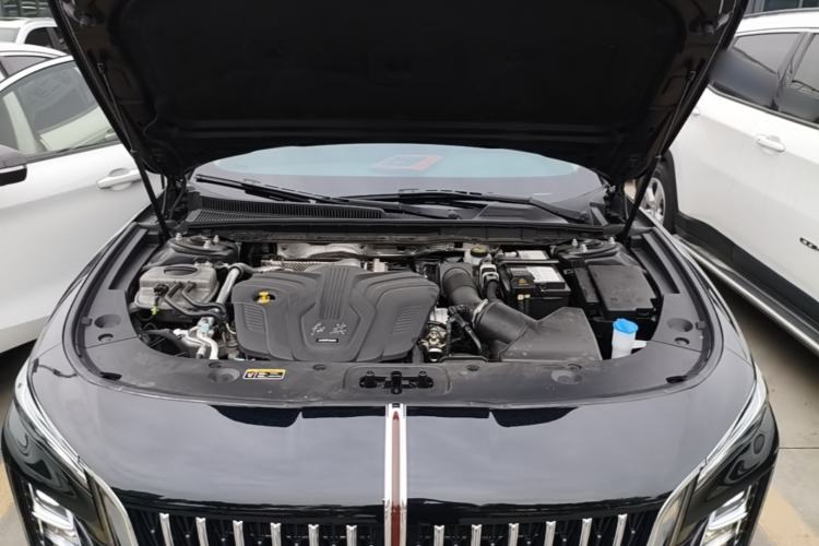 Used Hongqi H5 2025 2.0T Automatic Flag Edition – 500 000 Units Commemorative Version Engine Bay