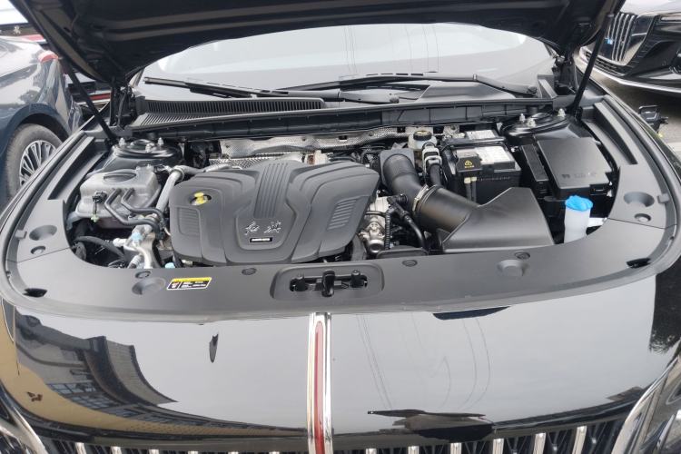 Used Hongqi H5 2025 2.0T Automatic Flag Edition – 500 000 Units Commemorative Version Engine Bay