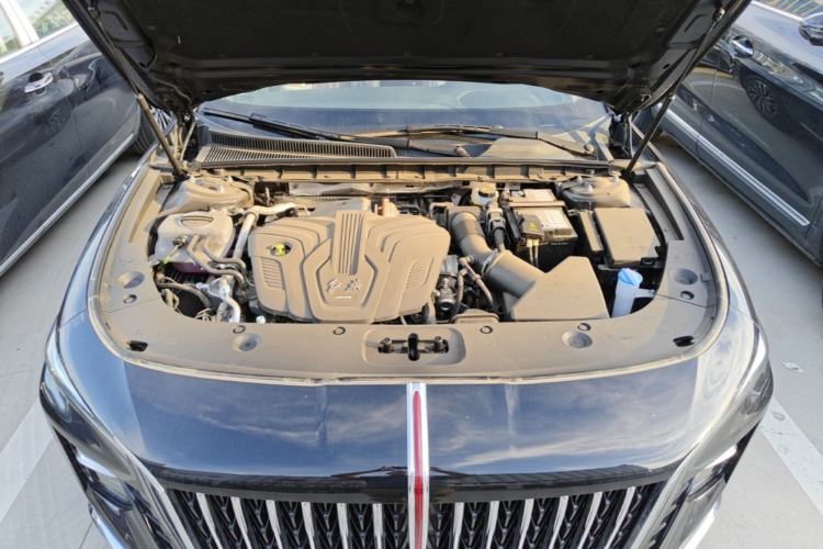 Used Hongqi H5 2025 2.0T Automatic Flag Edition – 500 000 Units Commemorative Version Engine Bay