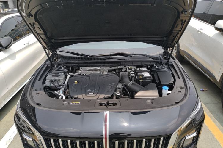 Used Hongqi H5 2025 2.0T Automatic Flag Edition – 500 000 Units Commemorative Version Engine Bay