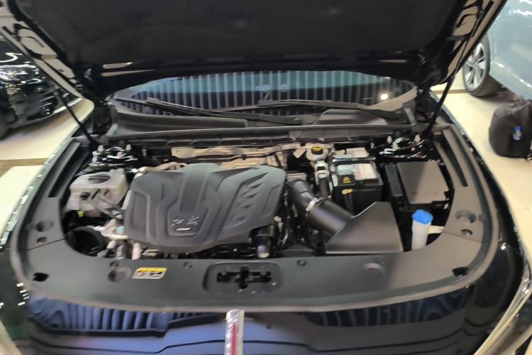 Used Hongqi H5 2025 1.5T DCT Qiyun 500 000th Unit Commemorative Edition Engine Bay