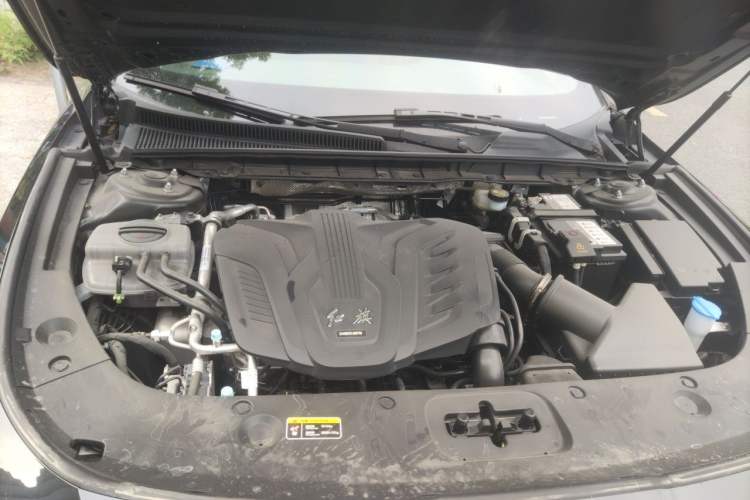 Used Hongqi H5 2025 Model 1.5T DCT Xuan Ying 2 Million Units Commemorative Edition Engine Bay