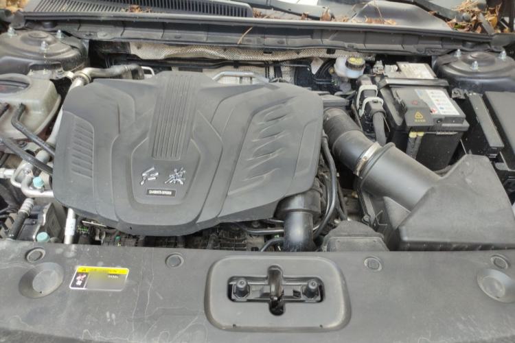 Used Hongqi H5 2025 1.5T DCT Qiyun 500 000th Unit Commemorative Edition Engine Bay
