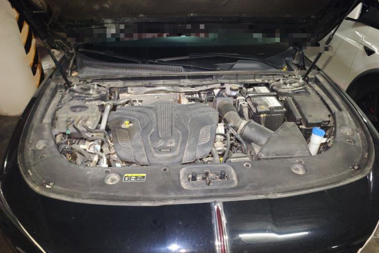 Used Hongqi H5 2025 2.0T Automatic Flag Edition – 500 000 Units Commemorative Version Engine Bay