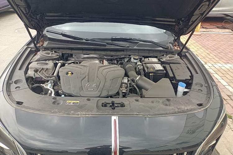 Used Hongqi H5 2025 2.0T Automatic Flag Edition – 500 000 Units Commemorative Version Engine Bay