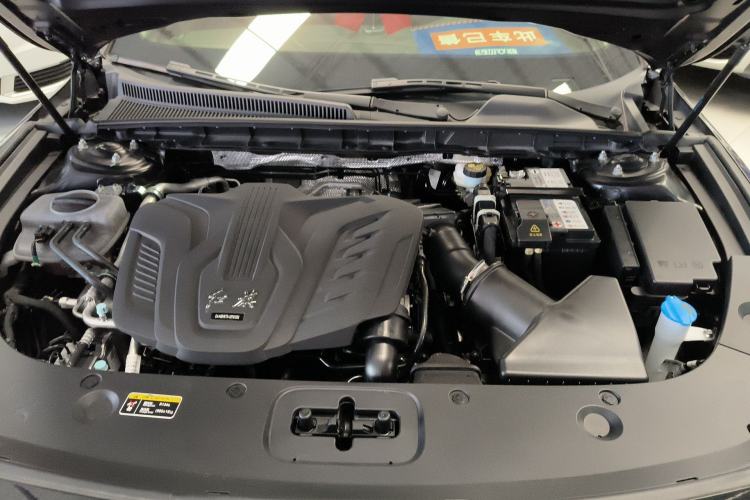 Used Hongqi H5 2025 1.5T DCT Qiyun 500 000th Unit Commemorative Edition Engine Bay