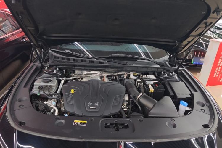 Used Hongqi H5 2025 2.0T Automatic Xuan Ying Edition Engine Bay