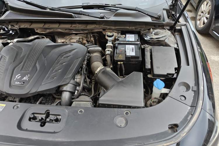Used Hongqi H5 2025 1.5T DCT Qiyun 500 000th Unit Commemorative Edition Engine Bay Left