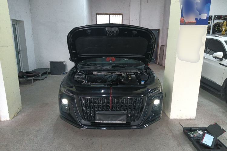 Used Hongqi H5 2025 1.5T DCT Xuan Ying Edition Engine Bay