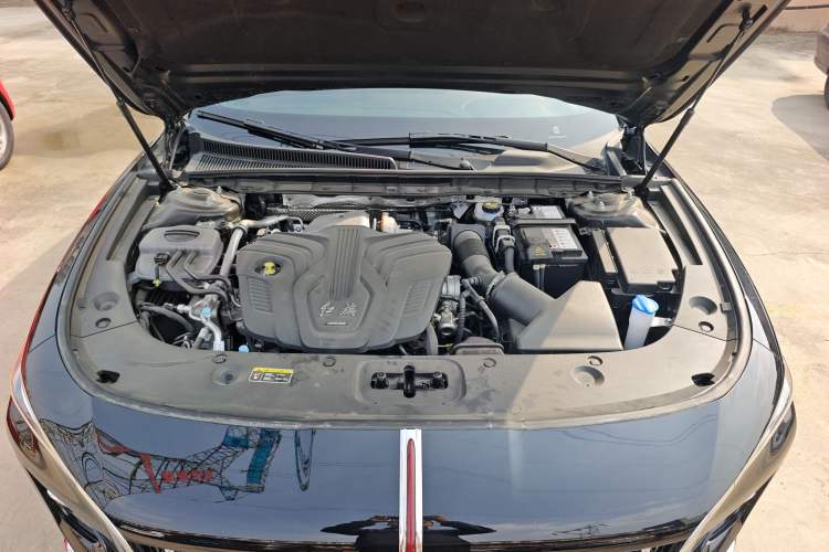 Used Hongqi H5 2025 2.0T Automatic Flag Edition – 500 000 Units Commemorative Version Engine Bay