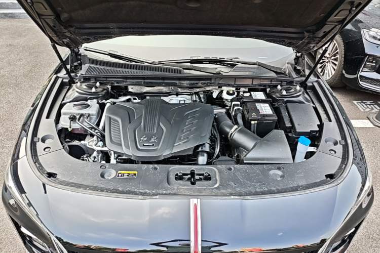 Used Hongqi H5 2025 1.5T DCT Qiyun 500 000th Unit Commemorative Edition Engine Bay