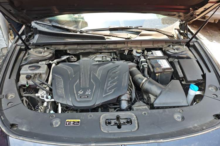 Used Hongqi H5 2025 1.5T DCT Qiyun 500 000th Unit Commemorative Edition Engine Bay