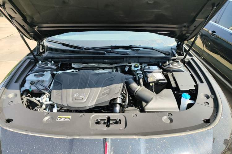 Used Hongqi H5 2025 1.5T DCT Xuan Ying Edition Engine Bay