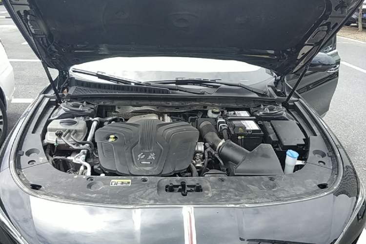 Used Hongqi H5 2025 2.0T Automatic Flag Edition – 500 000 Units Commemorative Version Engine Bay