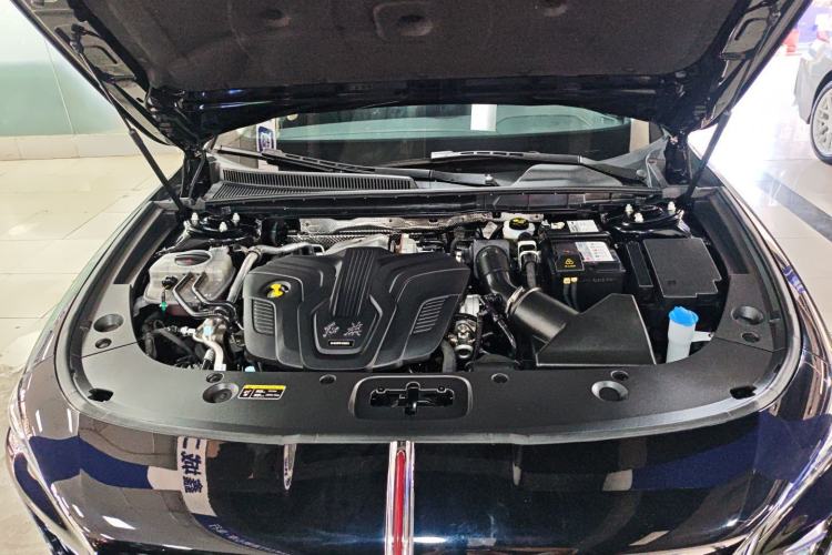 Used Hongqi H5 2025 2.0T Automatic Flag Edition – 500 000 Units Commemorative Version Engine Bay
