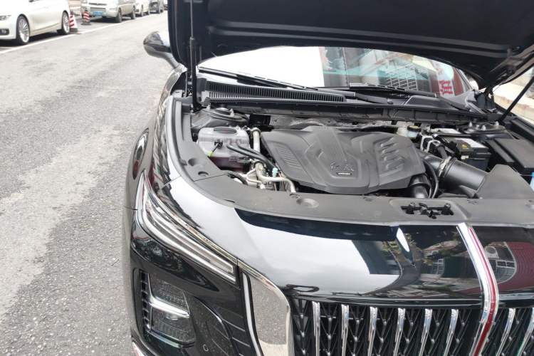 Used Hongqi H5 2025 1.5T DCT Qiyun 500 000th Unit Commemorative Edition Engine Bay Right